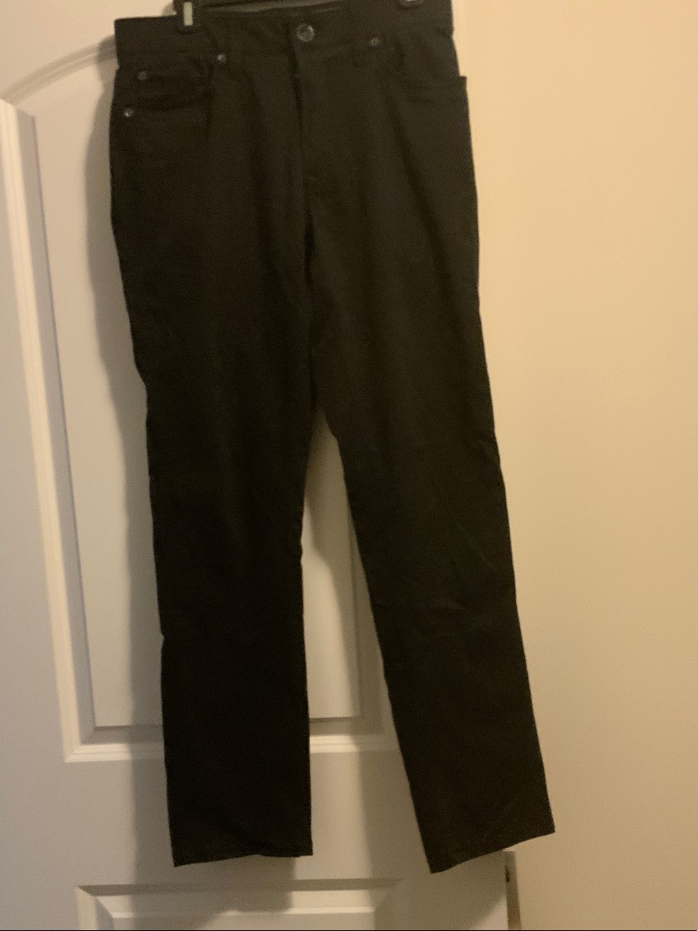 Men's Black Chino Pants — Straight Casual Fit